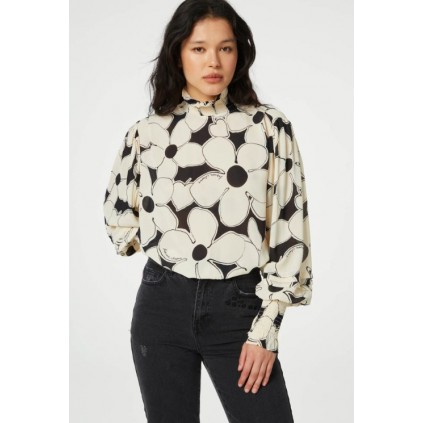 Xena Top | Creme Super Flower
