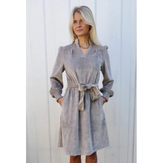 Betty Short Dress | Sand