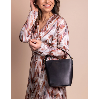 Bobbi Bucket Bag Midi | Classic Leather | Black