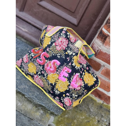 Hawaii Shopper | 95