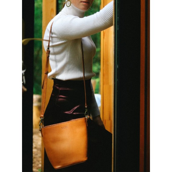 Bobbi Bucket Bag Midium | Classic Leather | Cognac