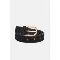 Cut it Out Heart Belt | Black