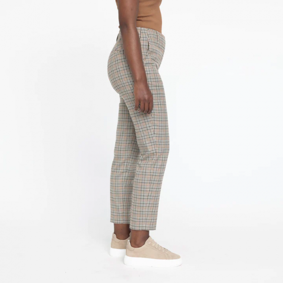 Julia | Amber Sand Check