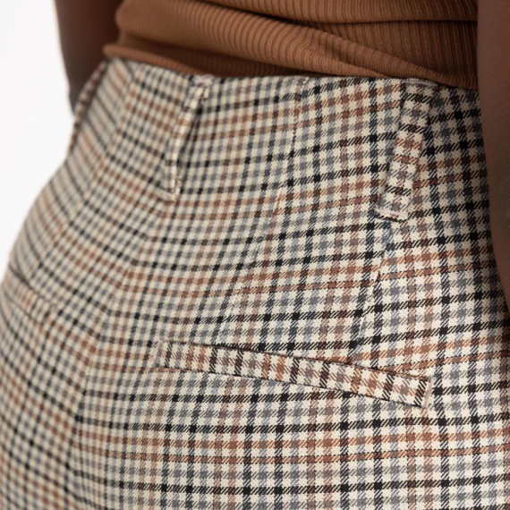 Julia | Amber Sand Check
